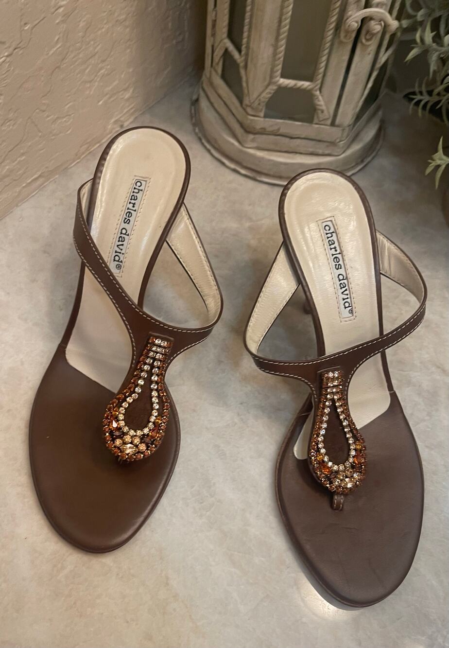 Charles David designer heels brown sz 38